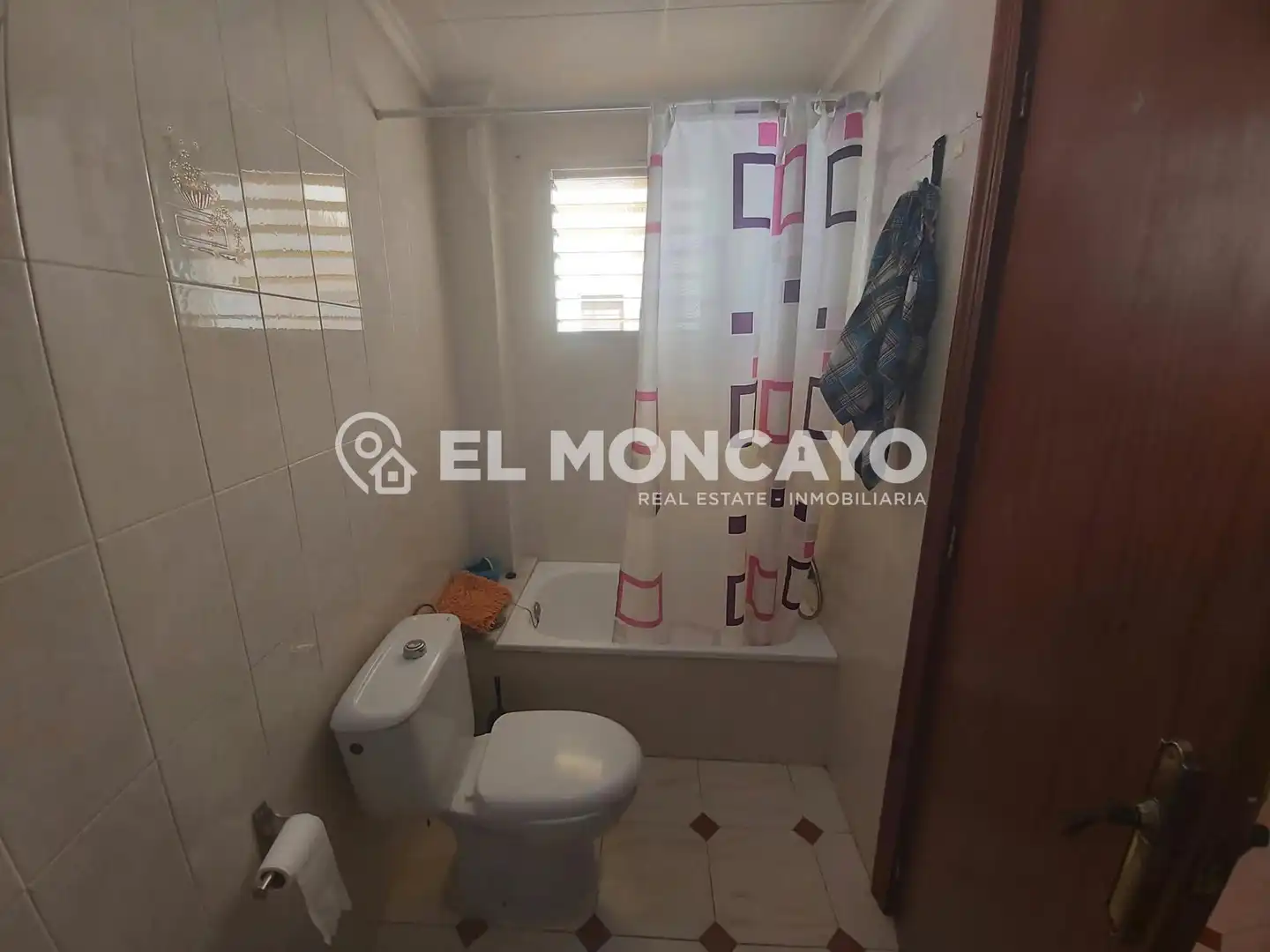 Baño de Apartamento en venta en Guardamar del Segura con Aire acondicionado, Calefacción y Terraza