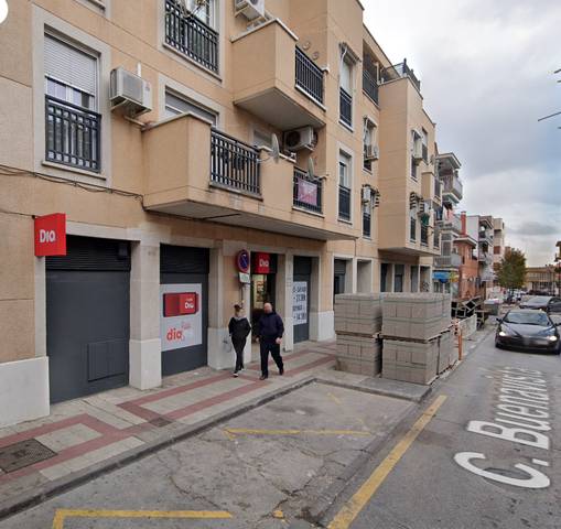 Local comercial en Venta en Calle Buenavista en La Alhóndiga