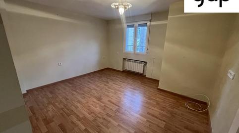 Foto 5 de Piso de alquiler en San Antonio, Centro, Cuenca