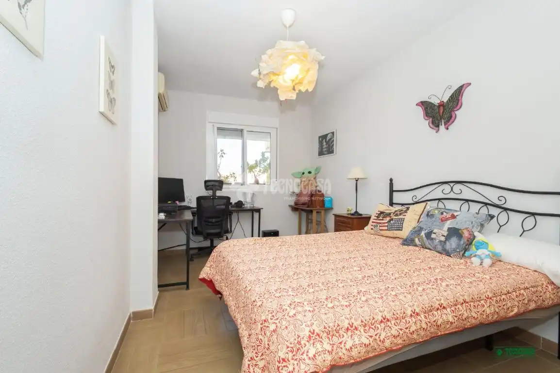 Habitación de Piso en venta en Almería con Terraza