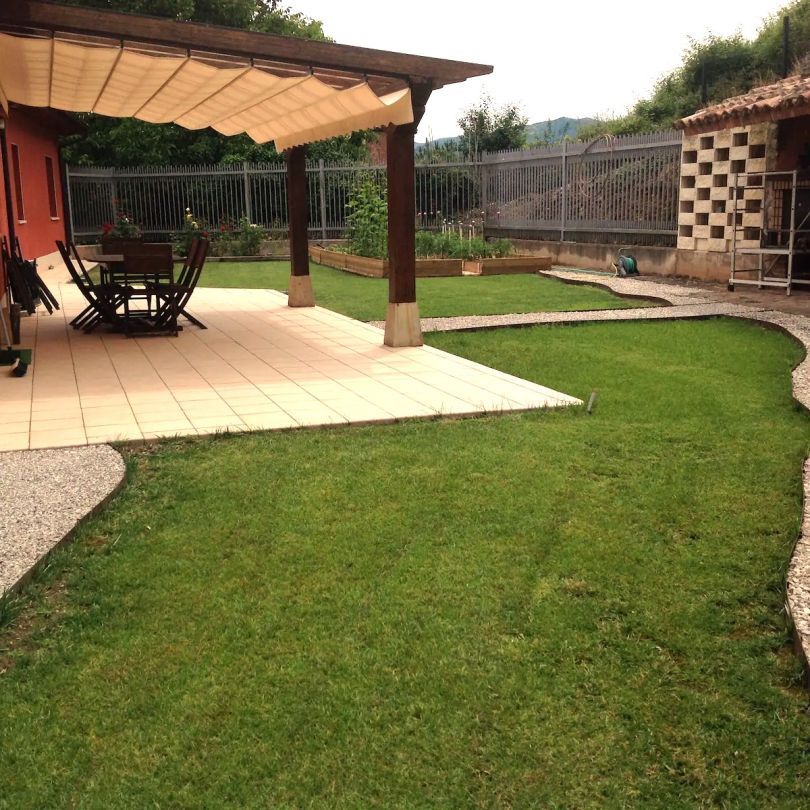 Garden of House or chalet for sale in Matute  with Heating, Private garden and Parquet flooring