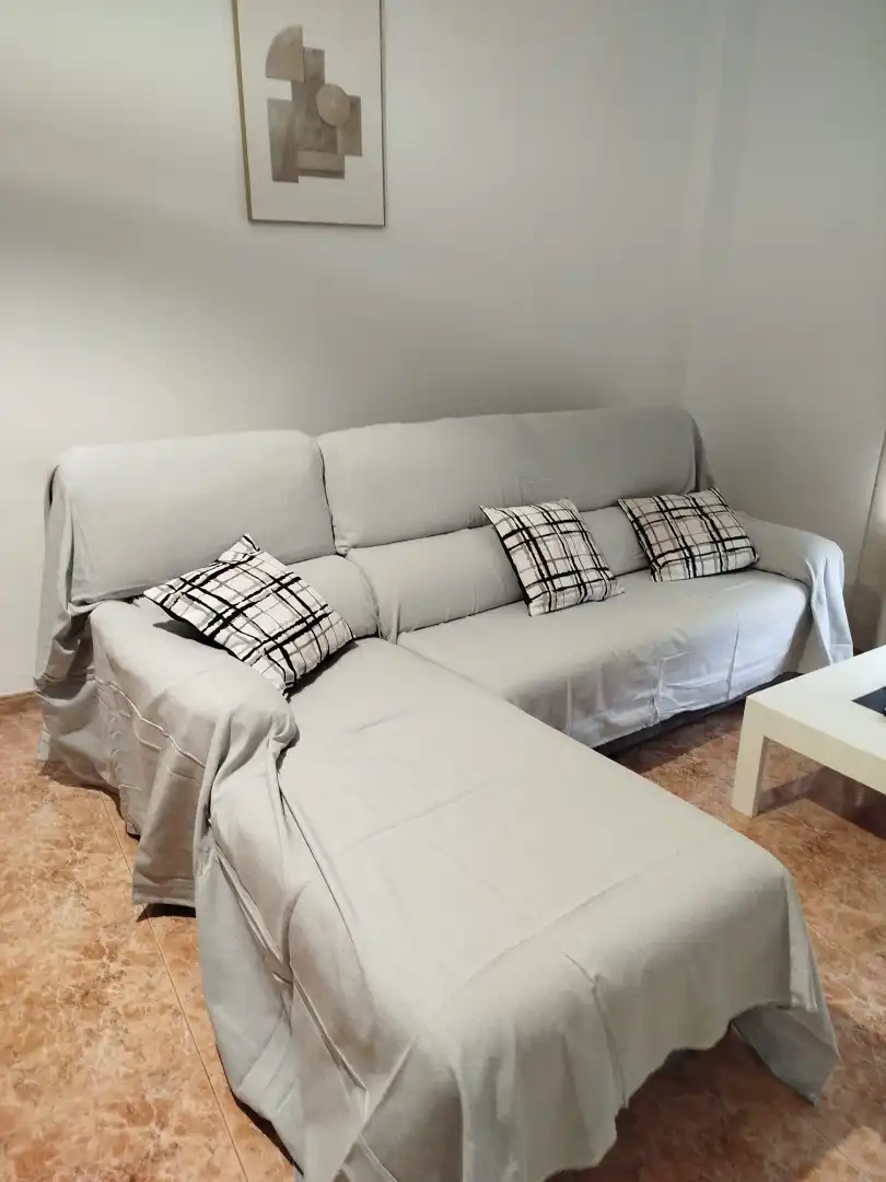 Sala d'estar de Pis en venda en Roquetas de Mar amb Aire condicionat, Calefacció i Moblat