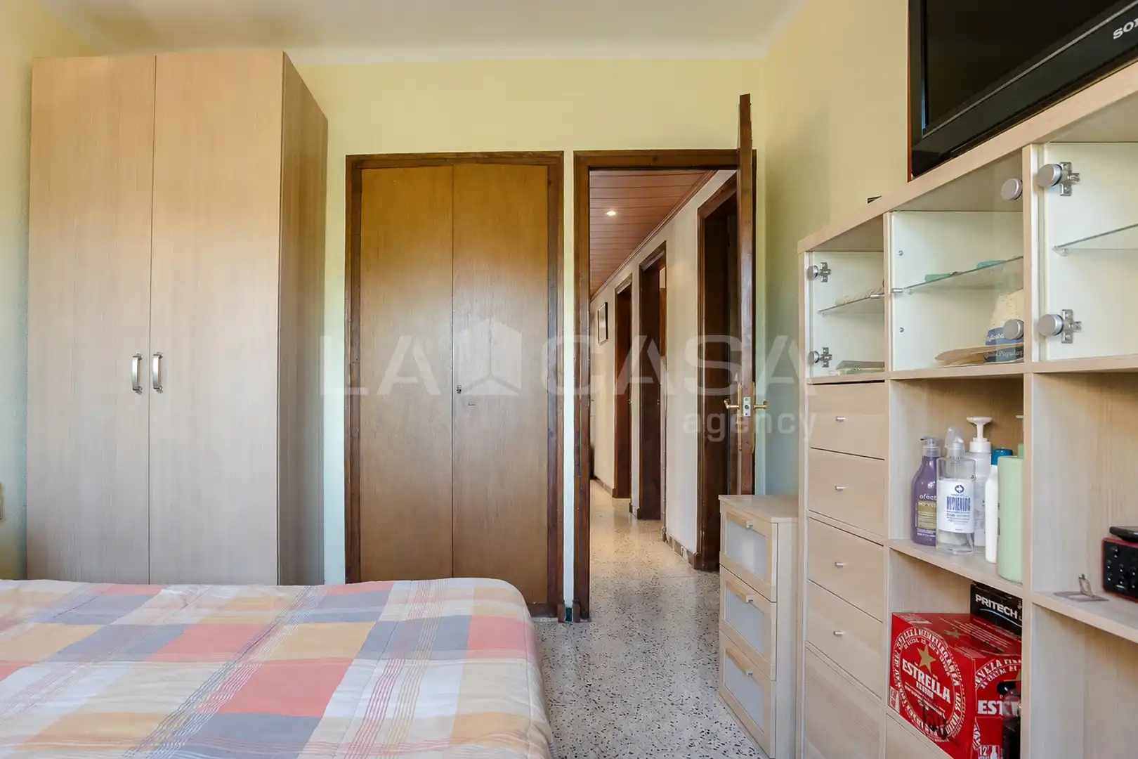 Dormitori de Casa o xalet en venda en Llinars del Vallès amb Jardí privat, Forn i Internet