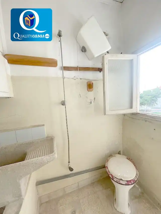 Baño de Apartamento en venta en Elche / Elx con Terraza