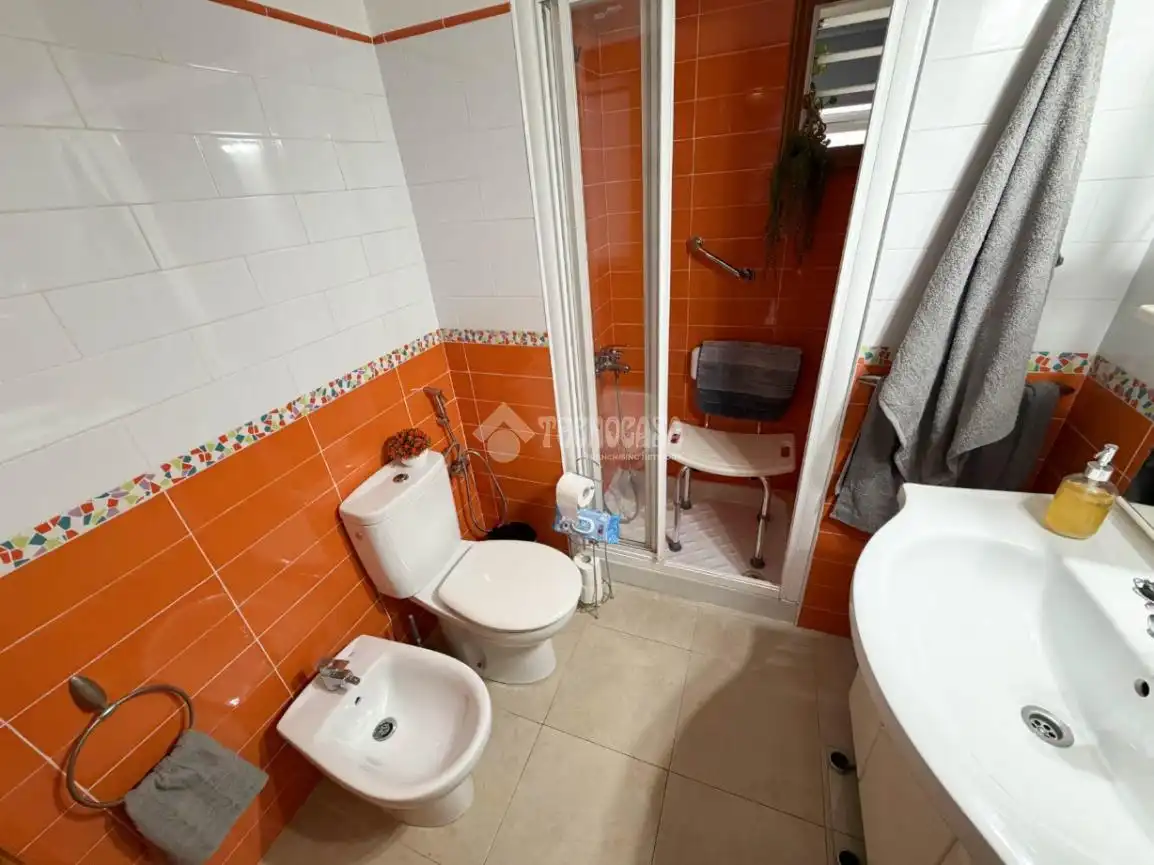 Baño de Piso en venta en Las Palmas de Gran Canaria con Terraza