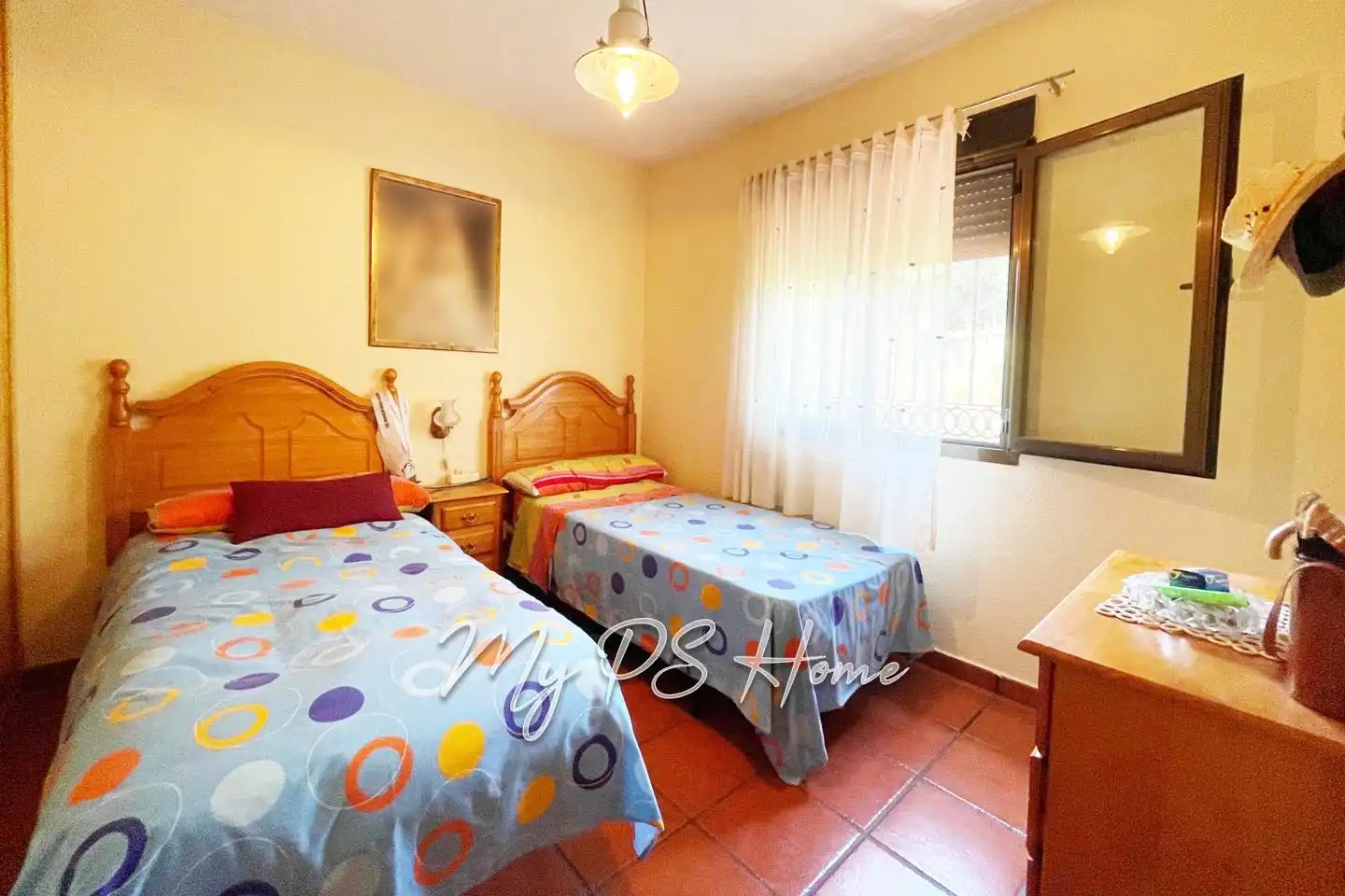 Habitación de Casa o chalet en venta en Barajas de Melo con Aire acondicionado, Jardín privado y Amueblado