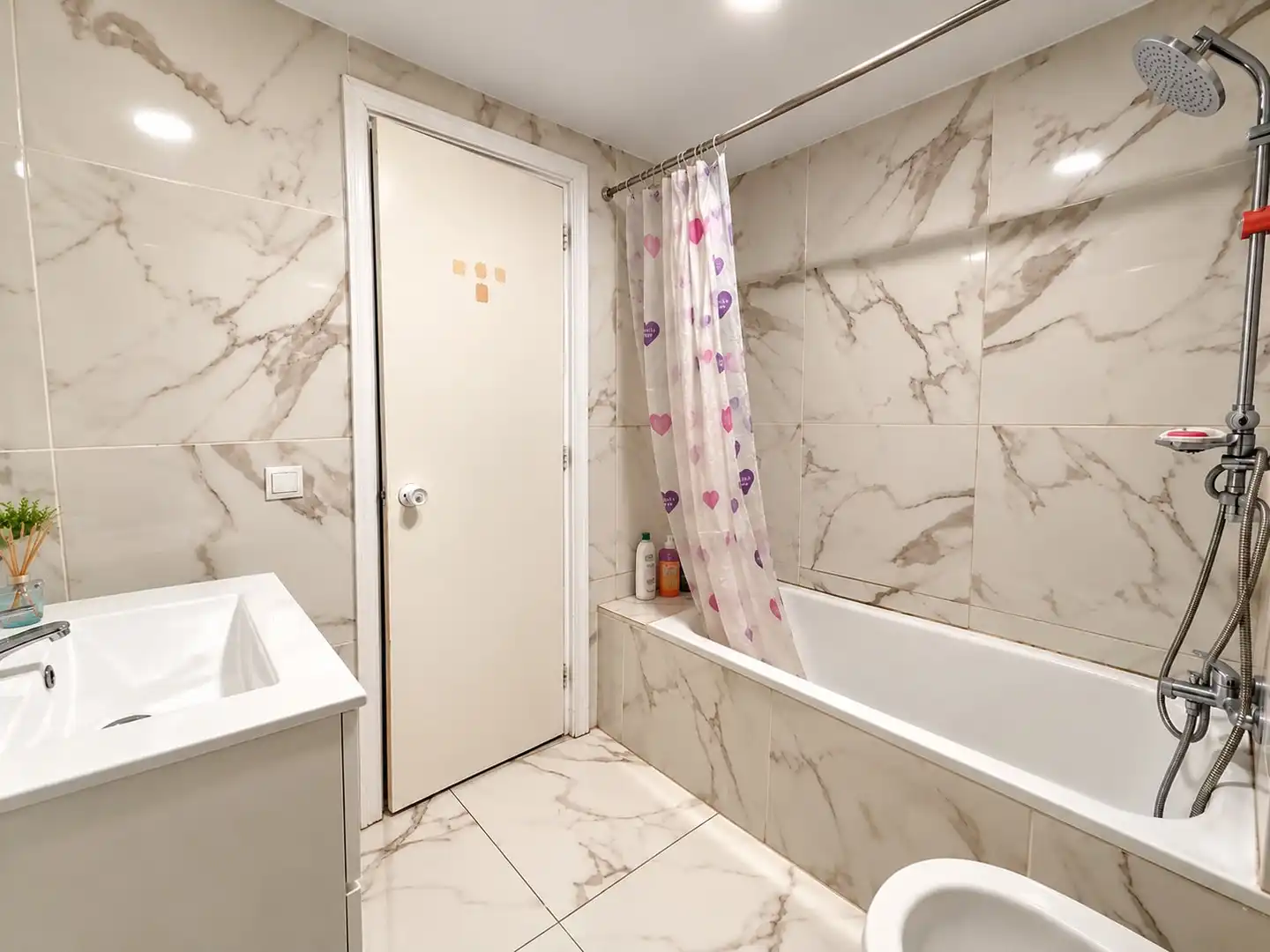 Baño de Piso en venta en Bailén - Miraflores