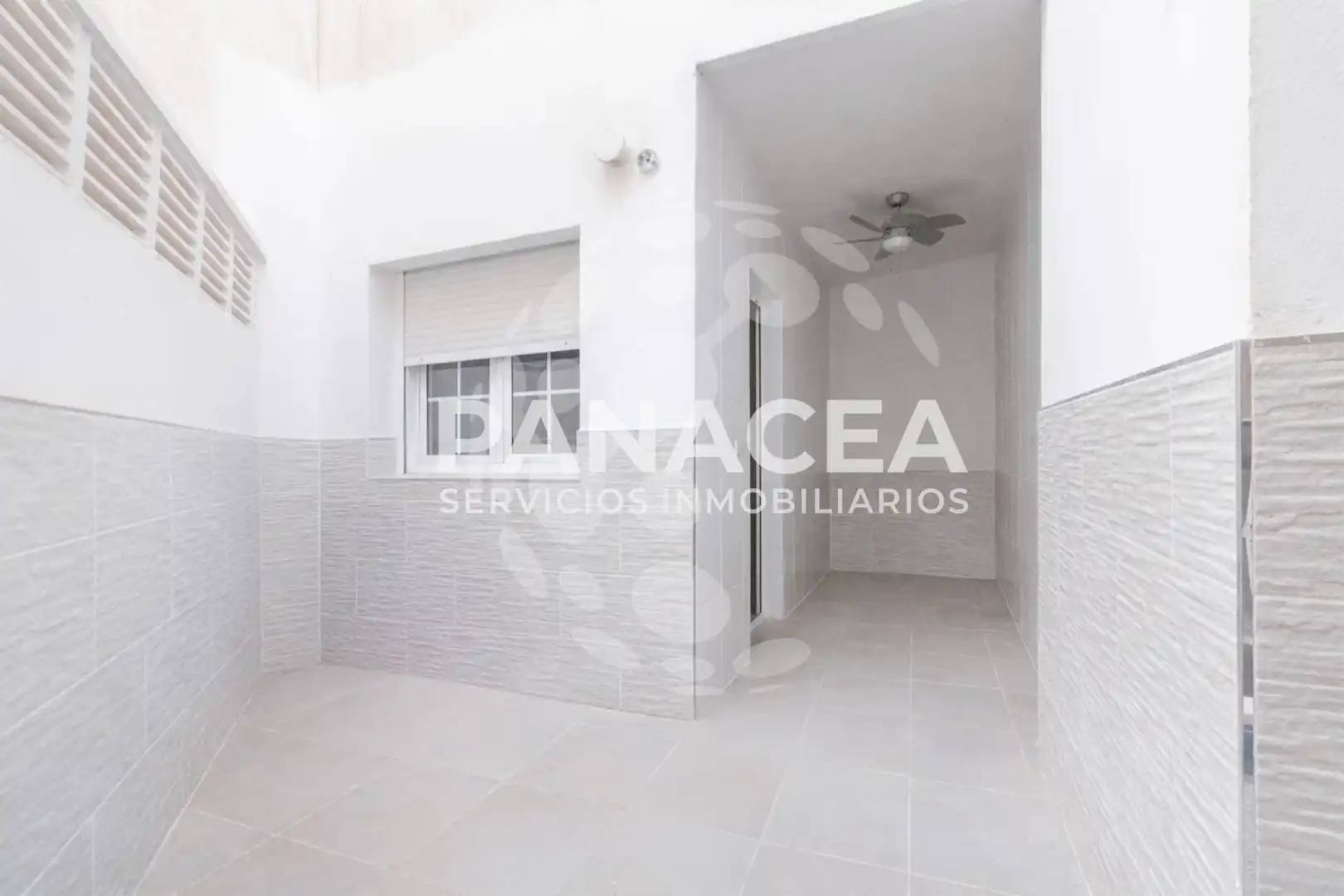 Flat for sale in Roquetas de Mar  with Furnished, Oven and Washing machine