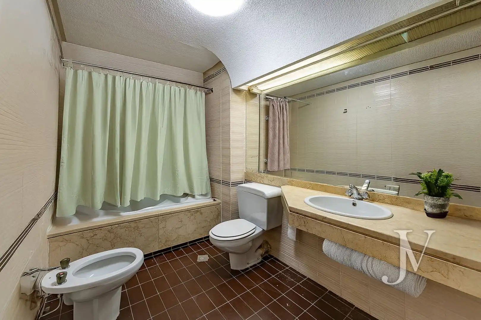 Baño de Piso en venta en Madrid con Calefacción, Terraza y Piscina comunitaria