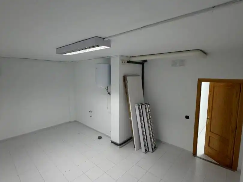 Oficina de alquiler en Adeje