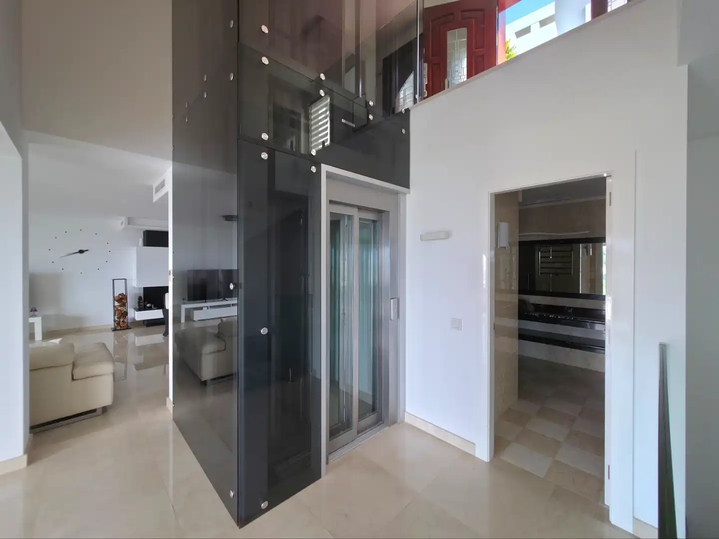 Chalet con terraza en venta en Calle Alemania 733, imagen 23