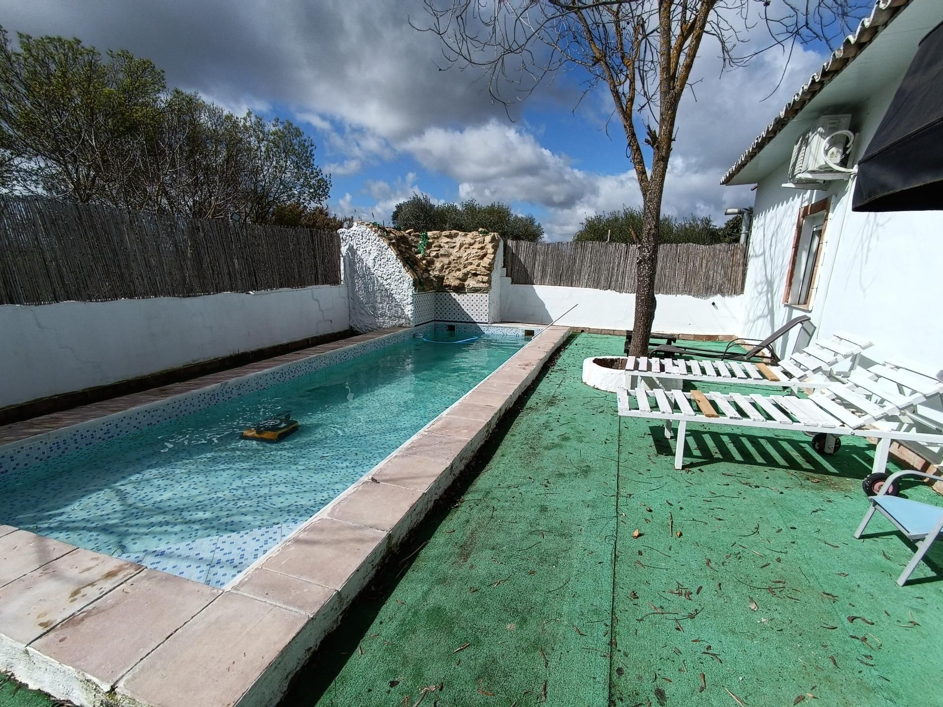Swimming pool of Country house for sale in Villamartín  with Air Conditioner and Swimming Pool