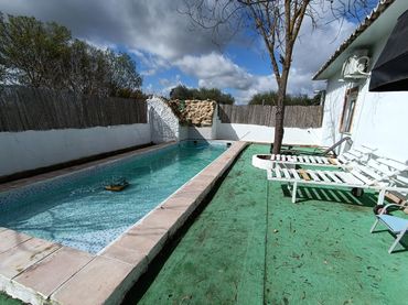 Casa rústica amb piscina en venda a Villamartín