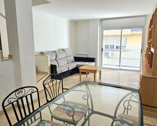 Living room of House or chalet to rent in L'Hospitalet de Llobregat  with Air Conditioner, Heating and Terrace