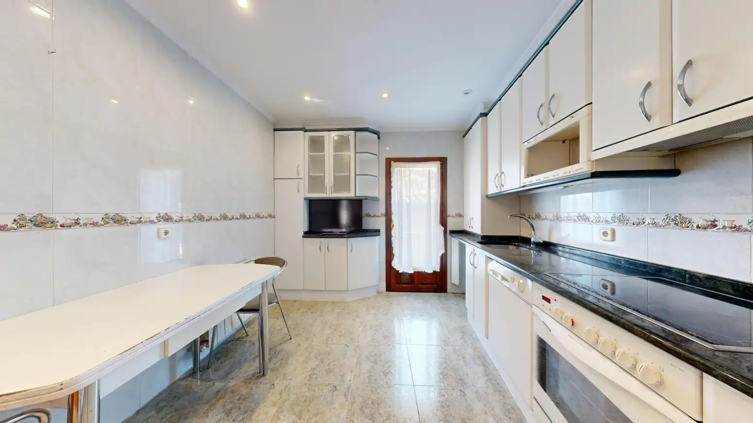Kitchen of Houses for sale in Tafalla  with Heating, Parquet flooring and Terrace