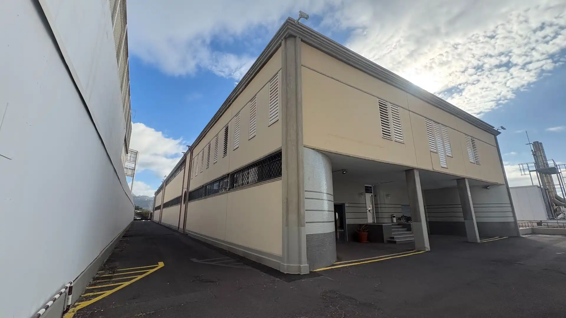 Vista exterior de Nave industrial de alquiler en Santa Cruz de Tenerife