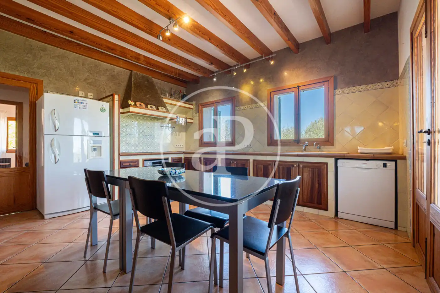 Cocina de Casa o chalet de alquiler en Santa Eugènia con Calefacción, Jardín privado y Terraza