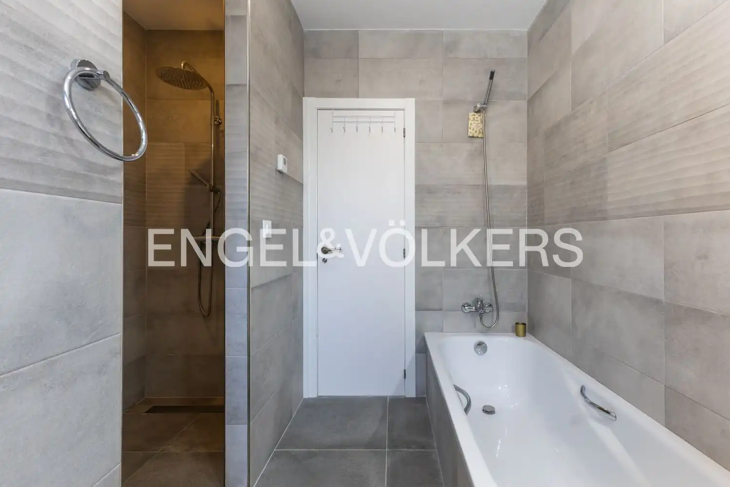 Bathroom of Houses for sale in Dénia  with Air Conditioner, Heating and Private garden