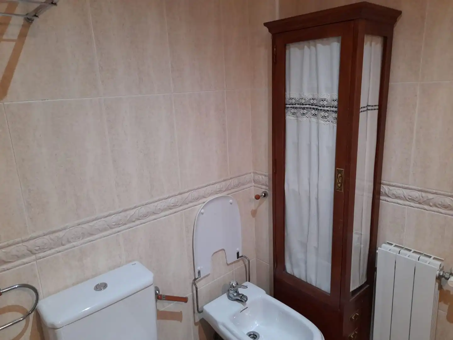 Badezimmer von Wohnungen zur Miete in Manzanares mit Klimaanlage und Balkon