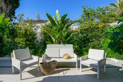Terrassa de Casa o xalet en venda en Marbella amb Aire condicionat, Calefacció i Jardí privat