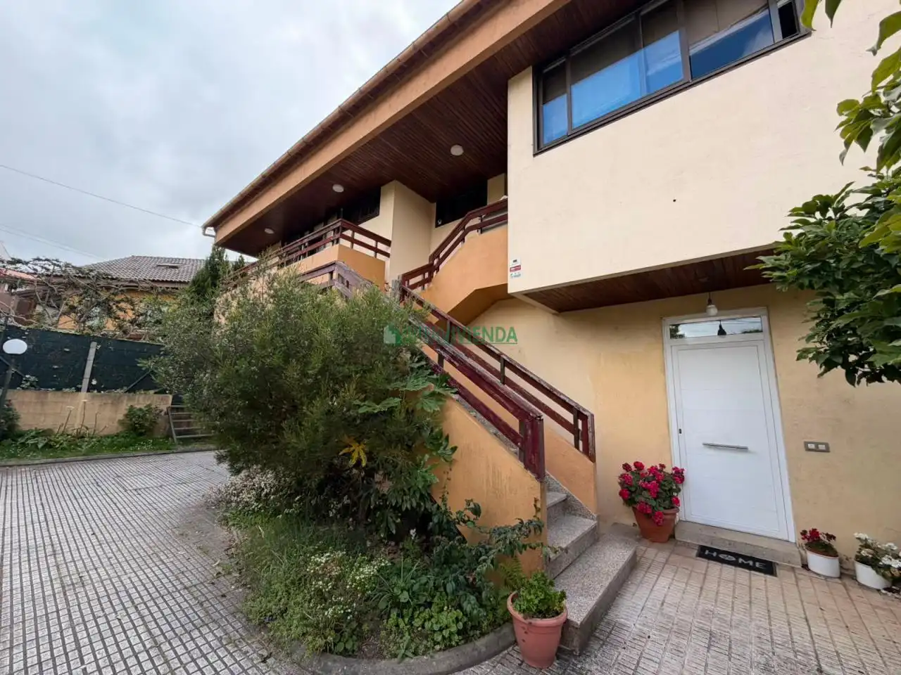 Vista exterior de Casa o chalet en venta en Vigo  con Calefacción, Jardín privado y Terraza