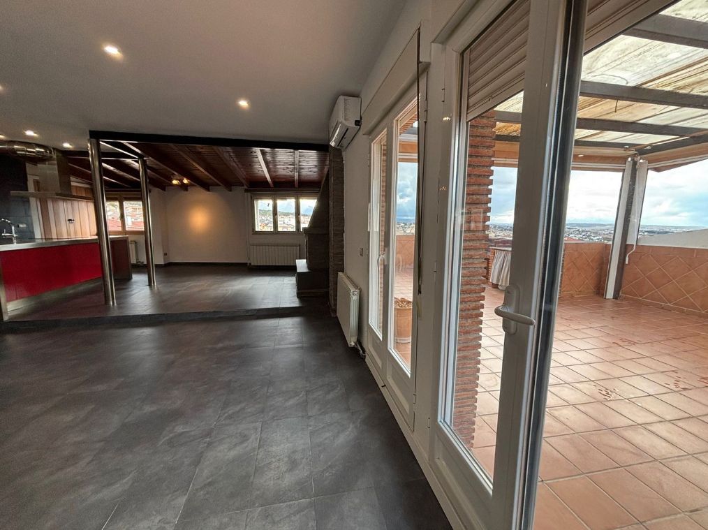 Attic for sale in La Zubia  with Terrace