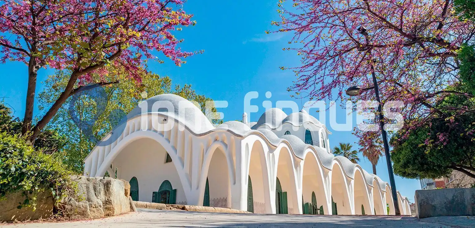 Piso con terraza en venta en Ponent