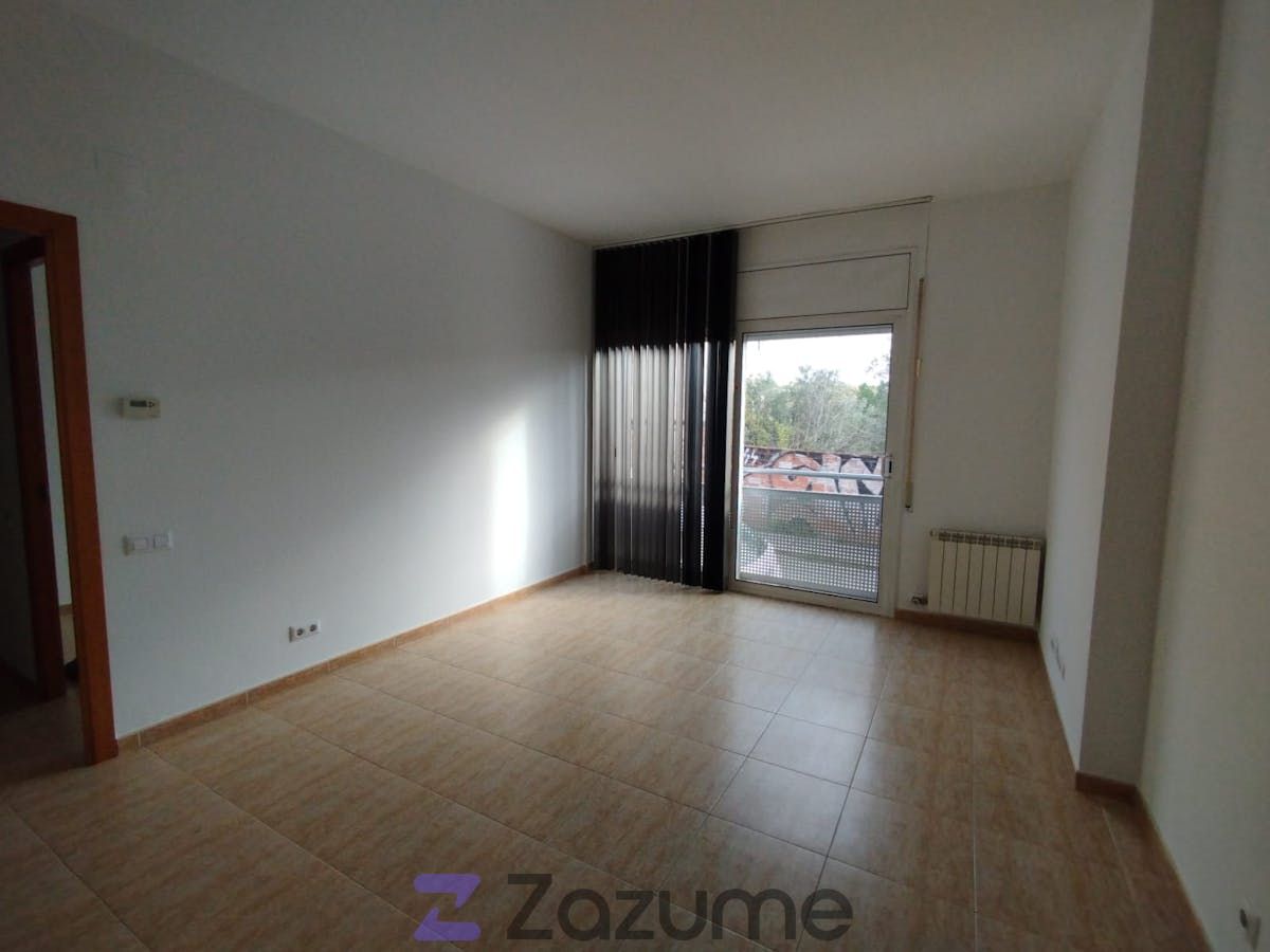 Pis de lloguer a Carrer de Sabadell, Santa Rosa