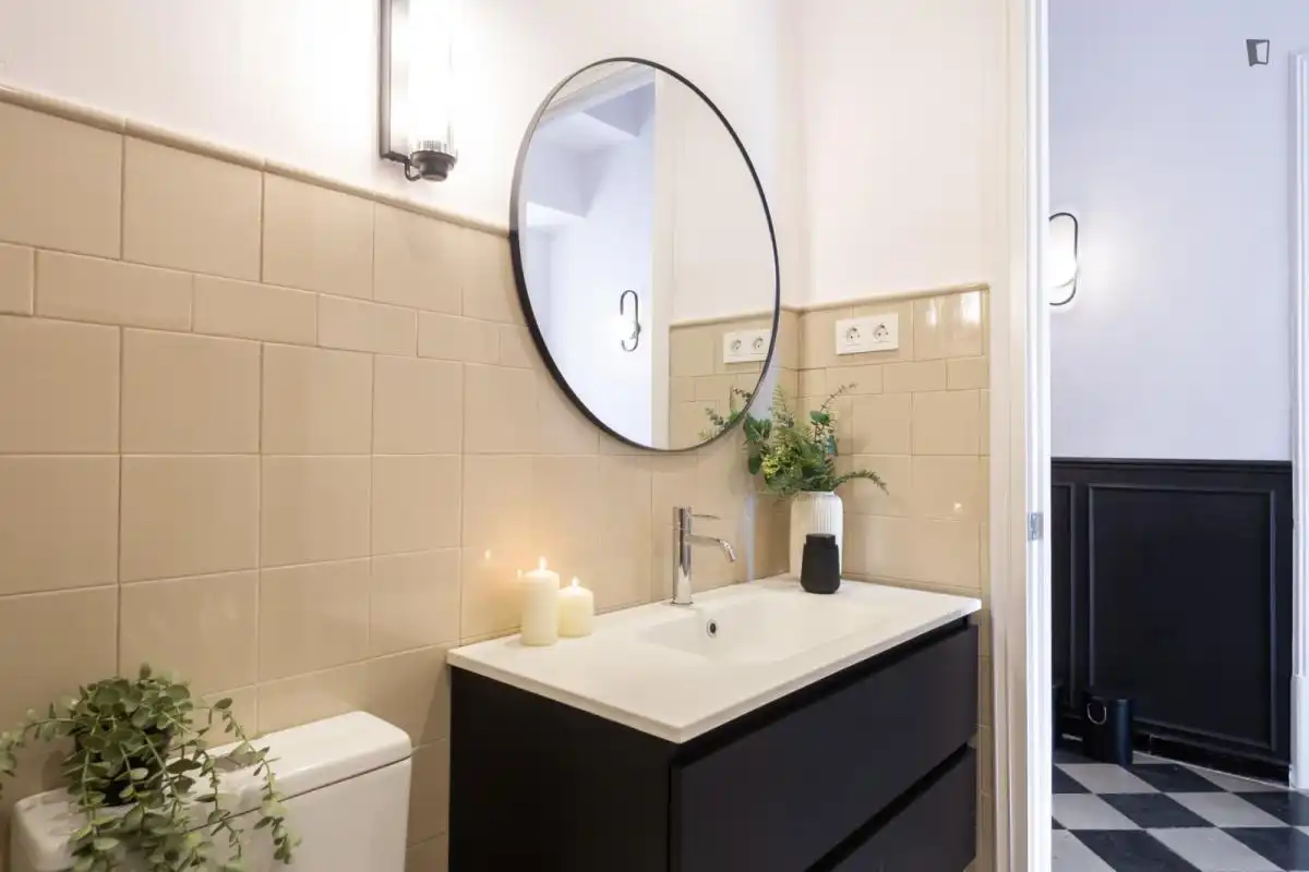 Bany de Casa o xalet per a compartir en Gràcia