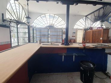 Local comercial en venda a Playa de Granada