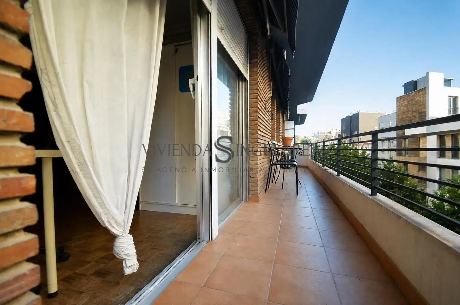 Vista exterior de Piso en venta en Sevilla con Aire acondicionado, Parquet y Terraza