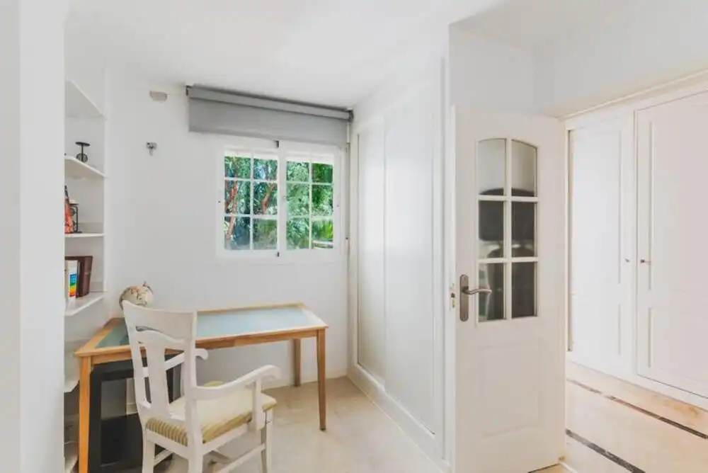 Schlafzimmer von Wohnungen zur Miete in Nueva Andalucía