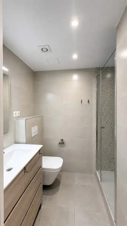 Baño de Piso en venta en Tarragona con Aire acondicionado