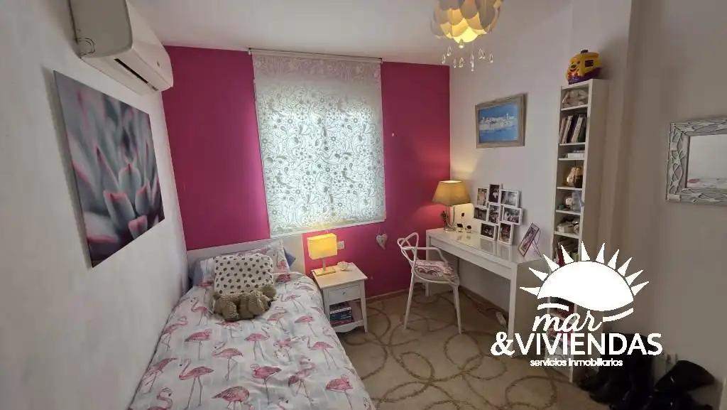 Detached homes for sale in Avenida Alhambra, 4, Lomas del Mar