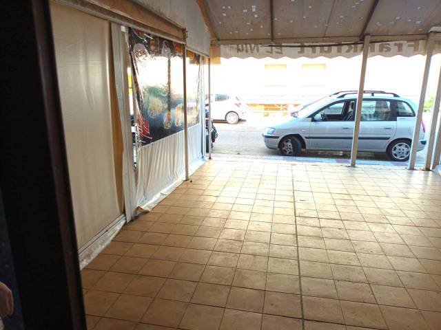 Local comercial en Venta en Els Pins