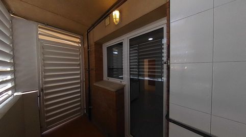 Foto 5 de Piso en venta en Carrer Afores Les, Can Clos - Pinetons, Ripollet