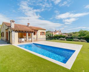 Piscina de Casa o xalet en venda en Caldes de Malavella amb Calefacció, Terrassa i Traster