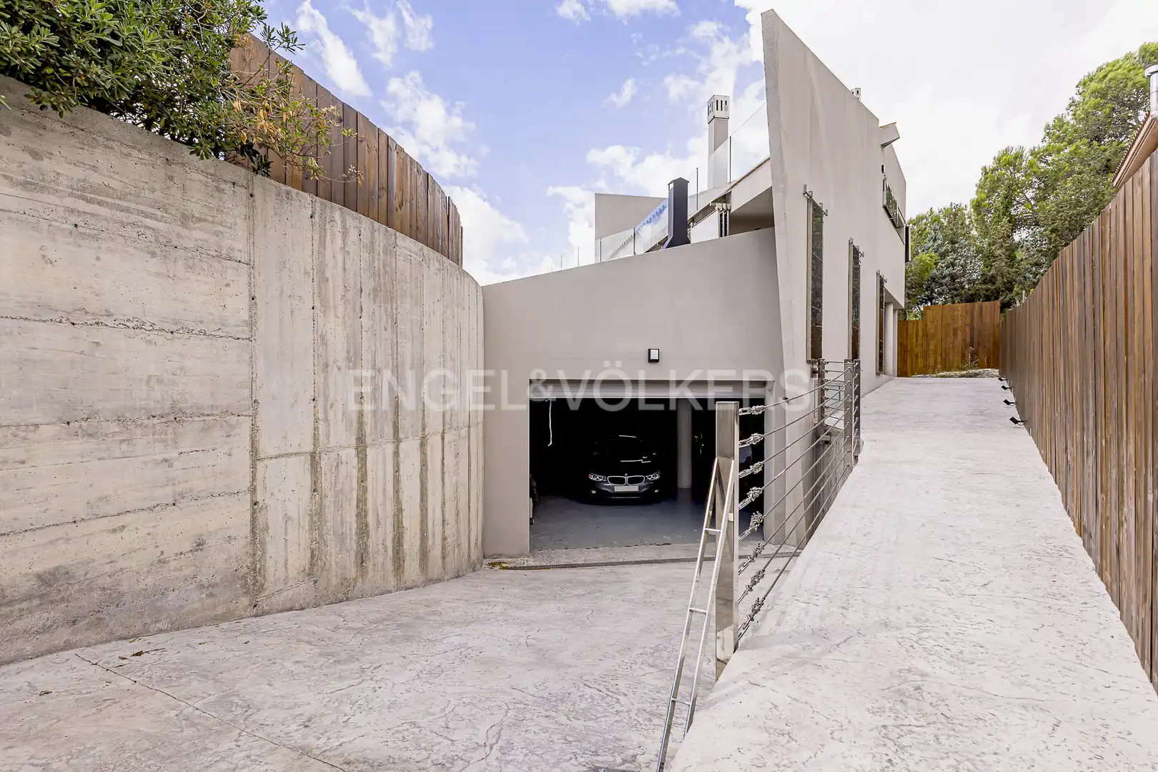 Vista exterior de Casa o chalet en venta en Olèrdola con Calefacción, Jardín privado y Parquet
