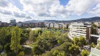 Vista exterior de Àtic en venda en  Barcelona Capital amb Aire condicionat, Calefacció i Terrassa