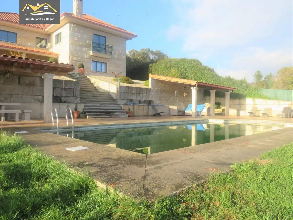 House with terrace for sale in San Cibrao das Viñas, imagen 2