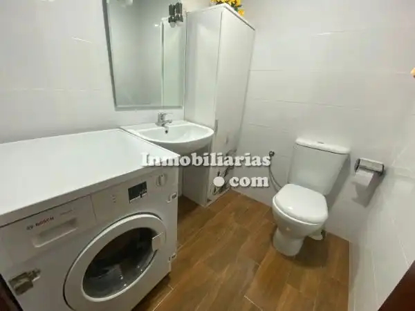 Habitación de Piso en venta en Castro-Urdiales con Calefacción, Terraza y Horno