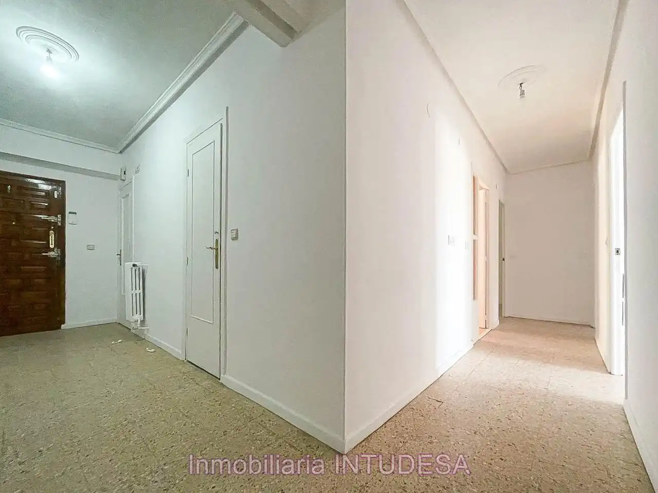 Piso en venta en Tudela con Calefacción y Balcón
