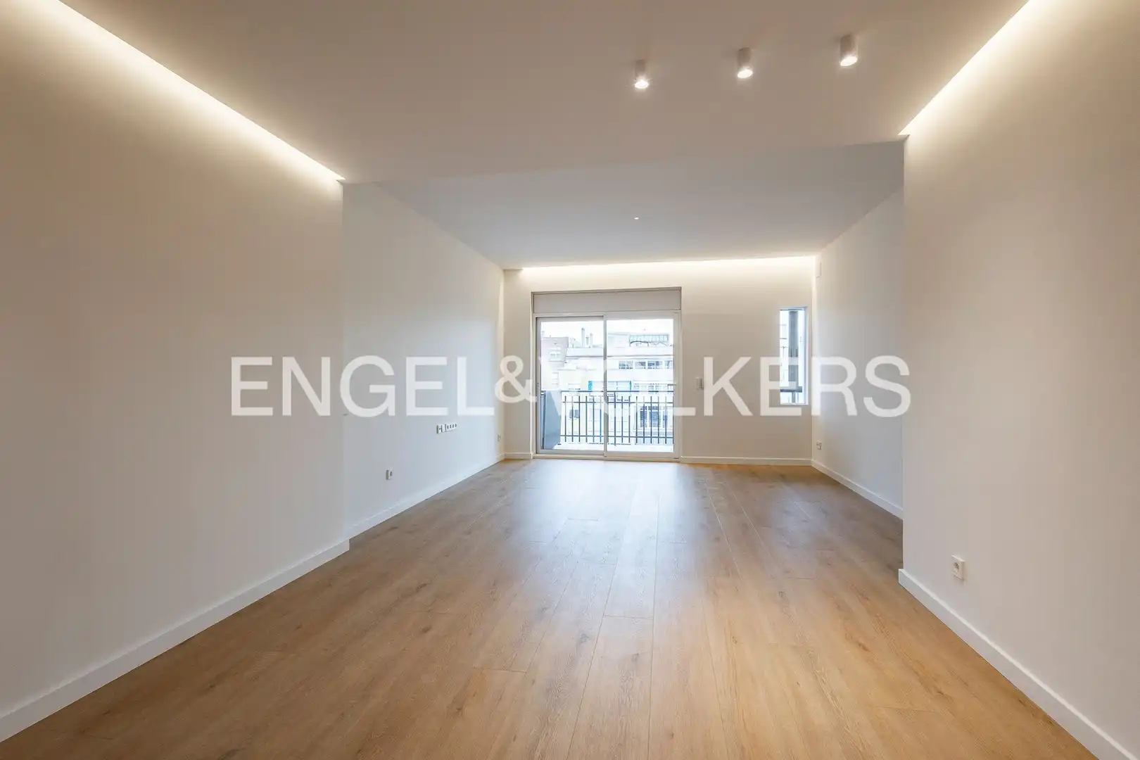 Sala de estar de Piso en venta en Barcelona con Aire acondicionado, Calefacción y Balcón