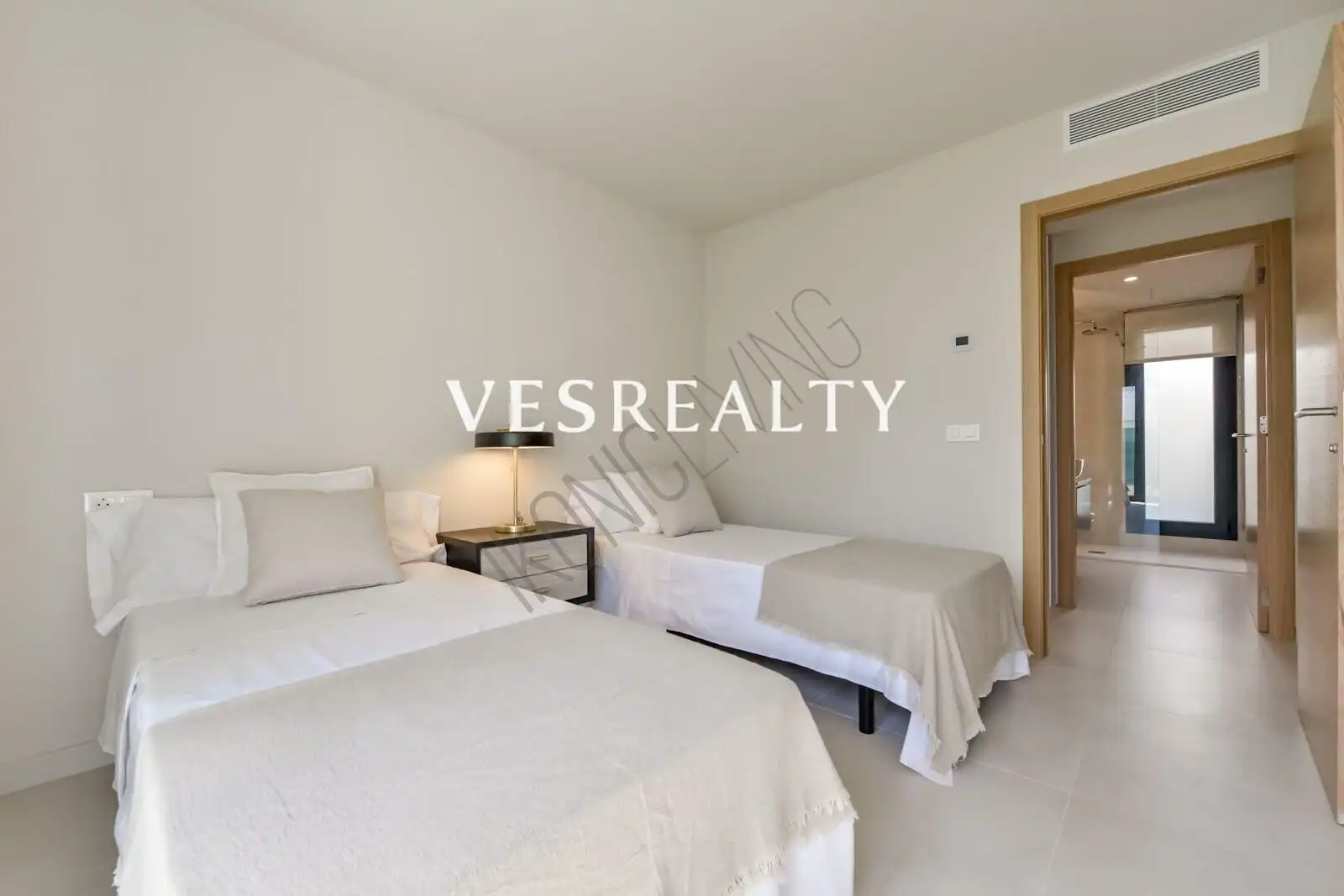 Chalet con piscina en venta en Golf Bahía, imagen 23