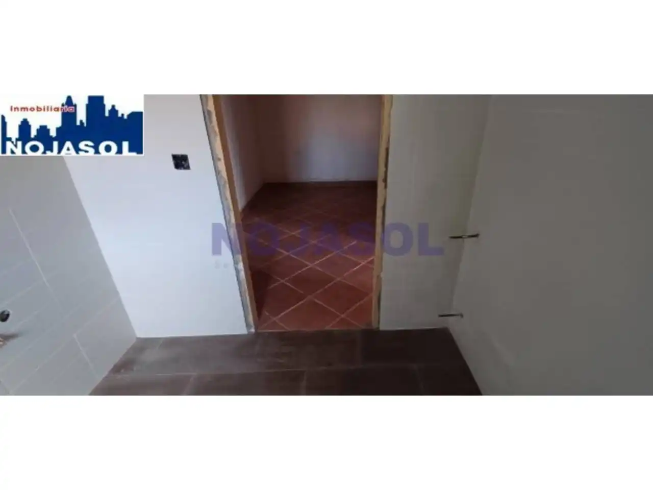 Houses for sale in Noja  with Private garden and Terrace