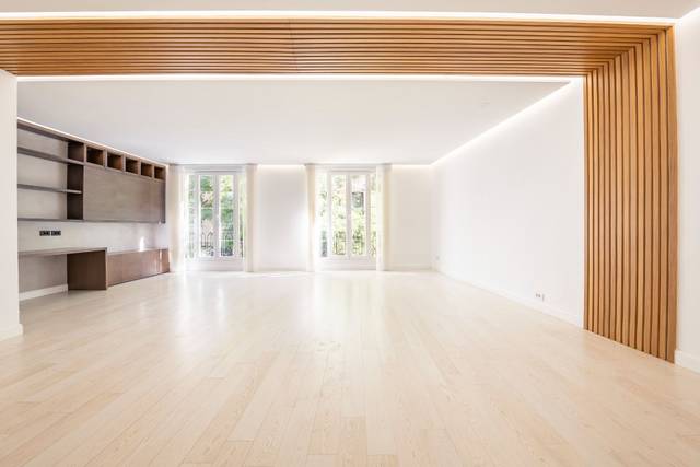 Piso en Venta en Castellana