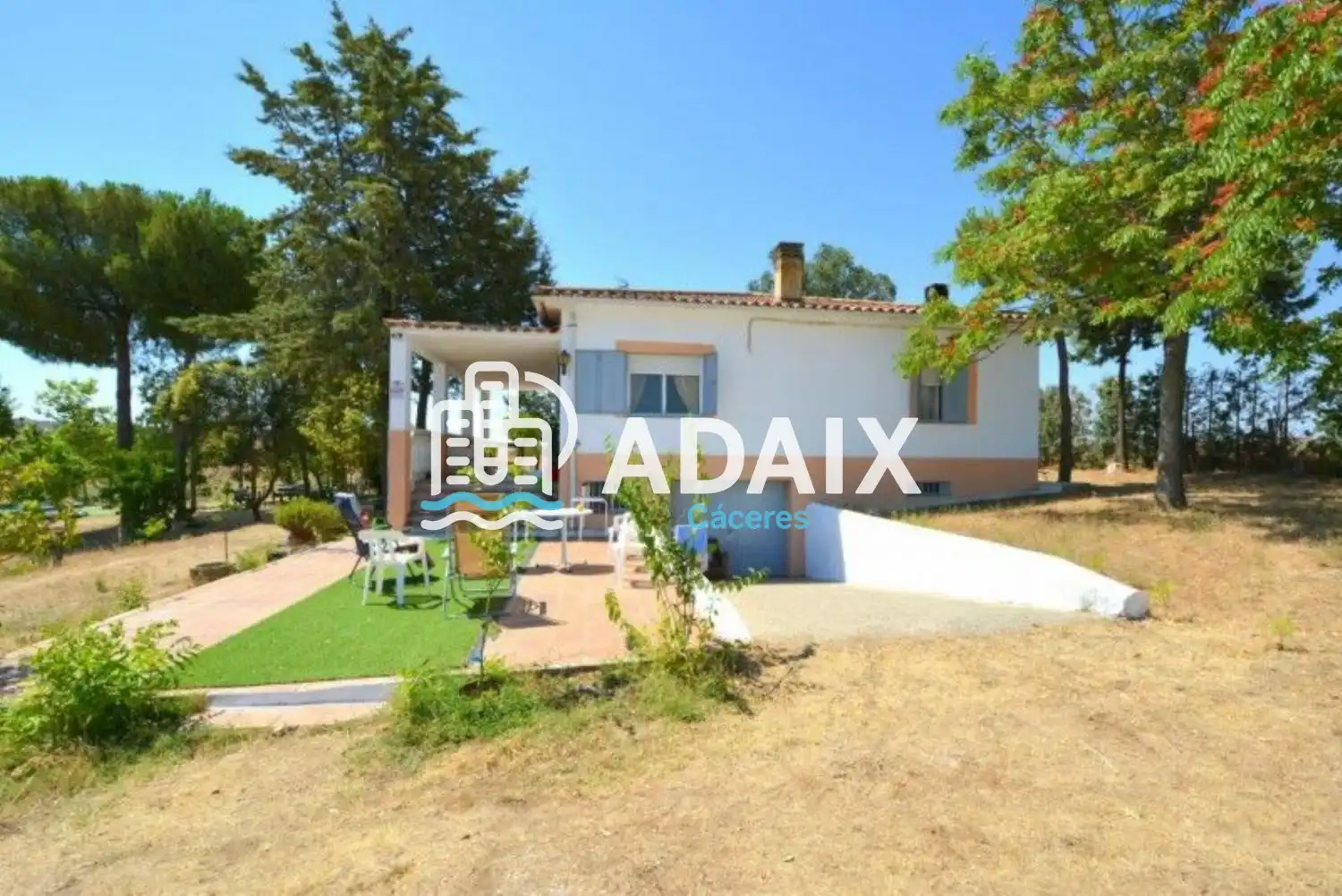 Maison avec piscine à vendre à La Perala