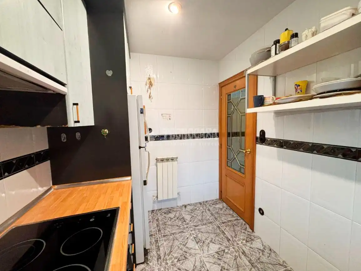 Cuina de Pis en venda en Zaragoza amb Calefacció i Terrassa