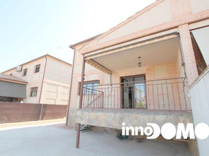 Exterior view of House or chalet for sale in Villaluenga de la Sagra  with Air Conditioner