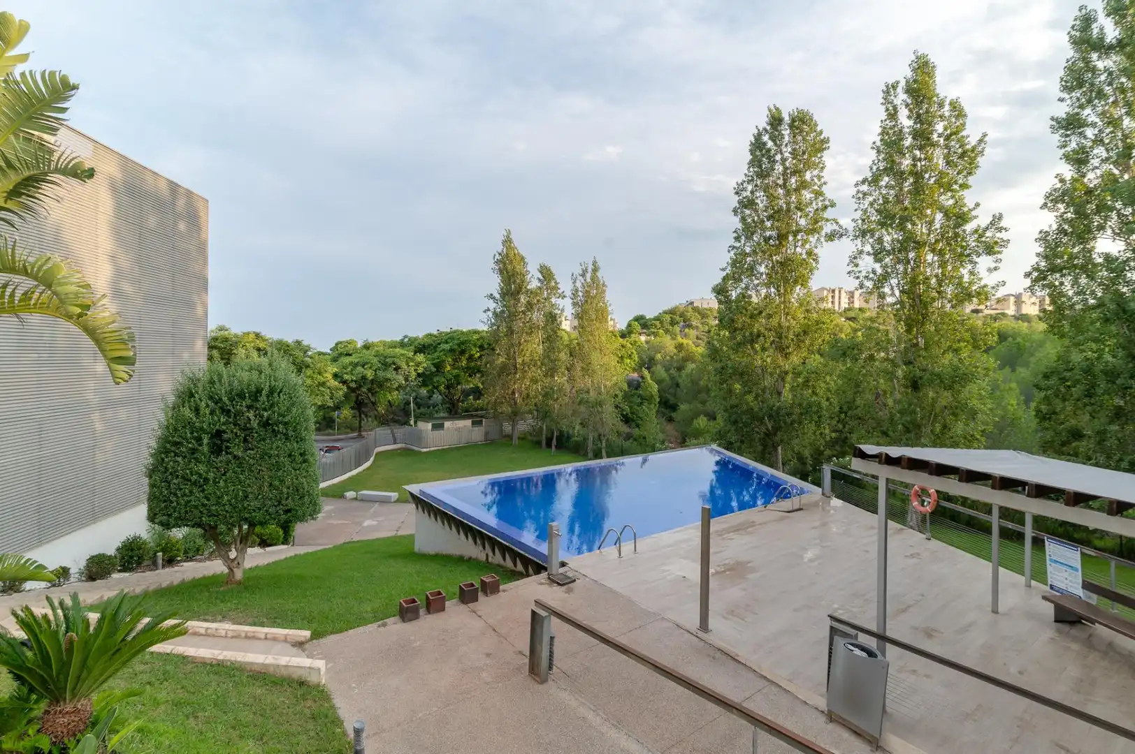 Piscina de Apartament en venda en Oropesa del Mar / Orpesa amb Aire condicionat, Jardí privat i Terrassa